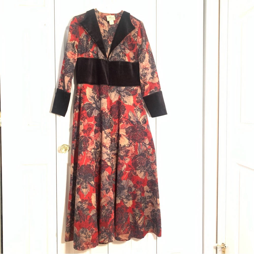Vintage holiday floral dress Brocade Damask and velvet Prairie